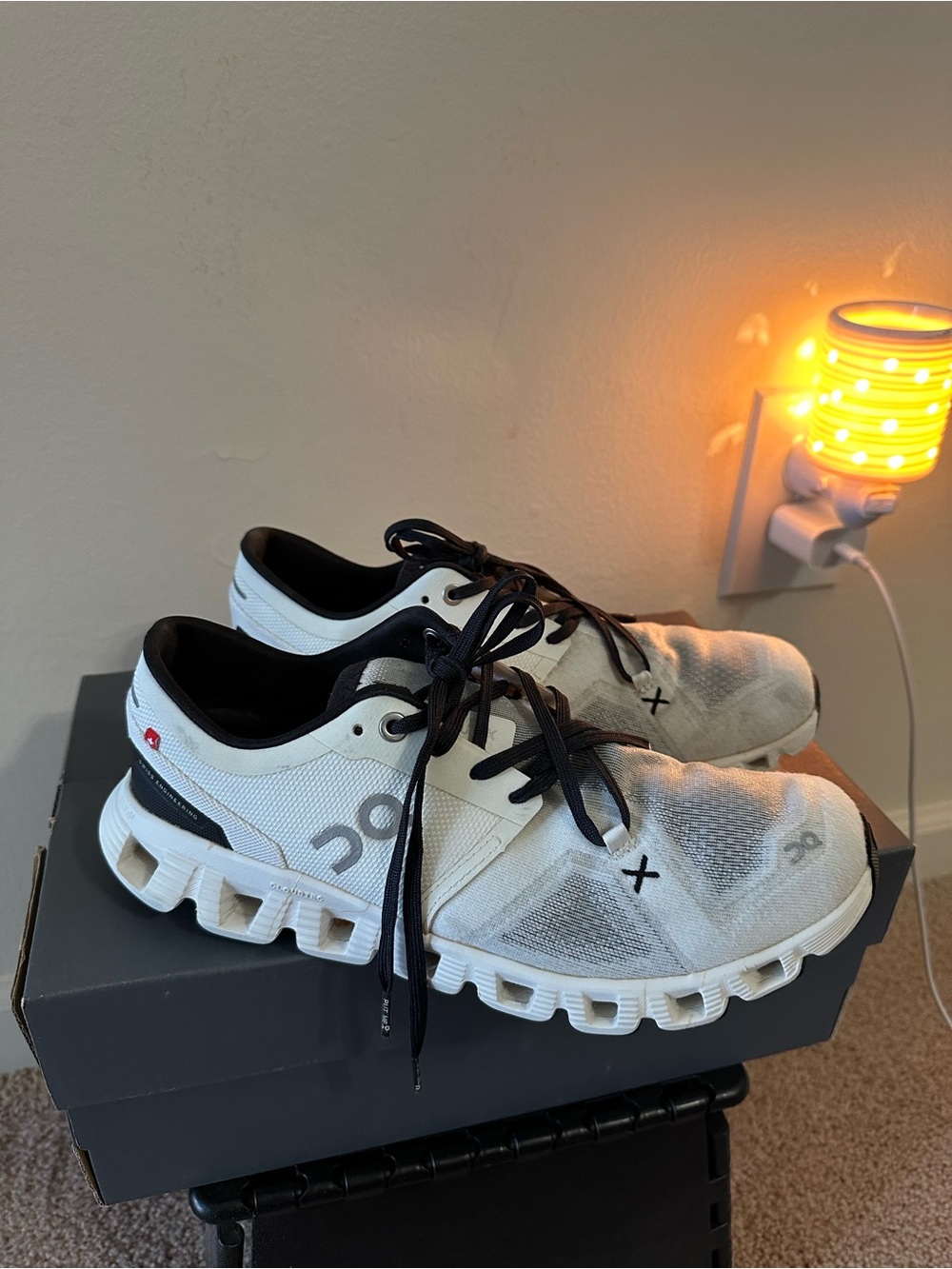 On Cloud X 3, Women’s Ivory and Black Cloud-Style Sneakers. Size 8.5